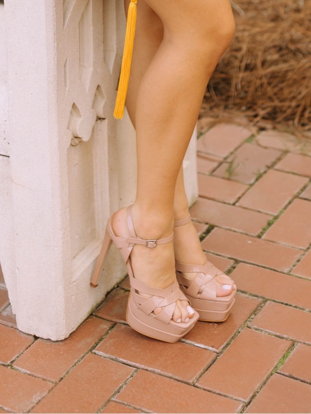 Steve Madden Pink Patent Platform Sandals